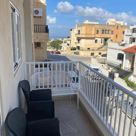 Sunshine Apartments Mellieha - Modern Three Bedroom Apartment - Apt No 2 Zewnętrze zdjęcie