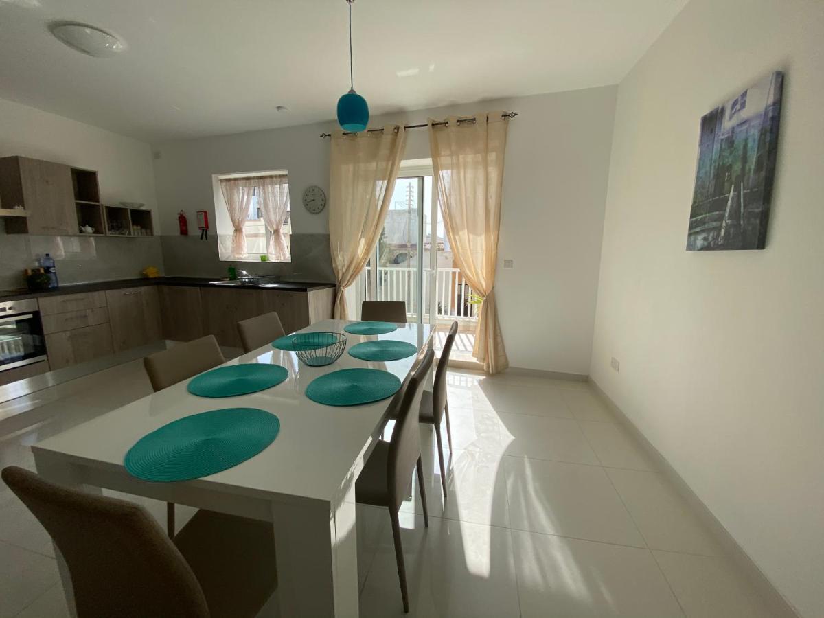 Sunshine Apartments Mellieha - Modern Three Bedroom Apartment - Apt No 2 Zewnętrze zdjęcie